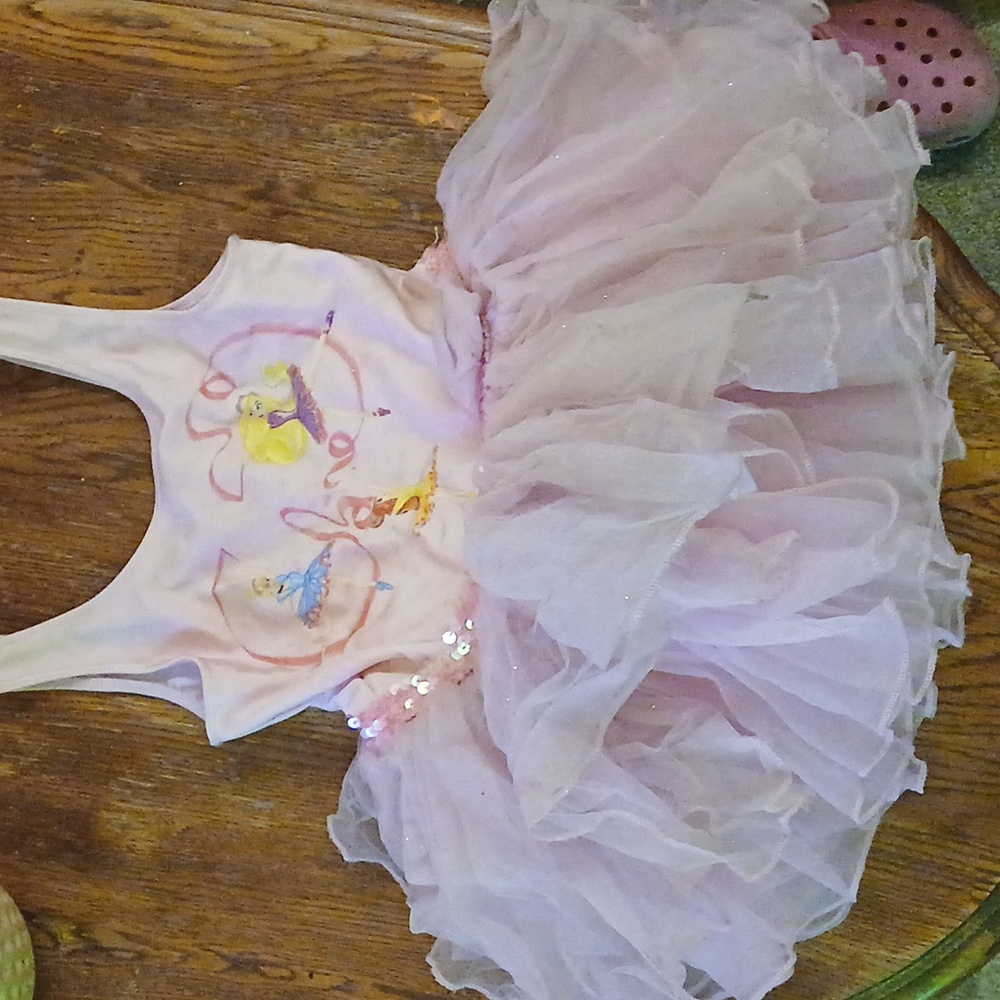 Disney Girls dance full body